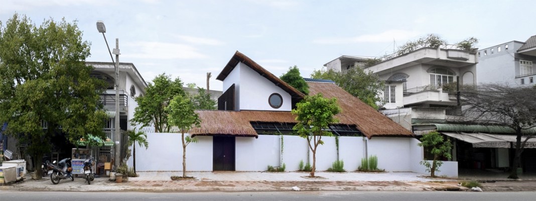 Ngôi nhà mái lá Biên Hòa - Happynest