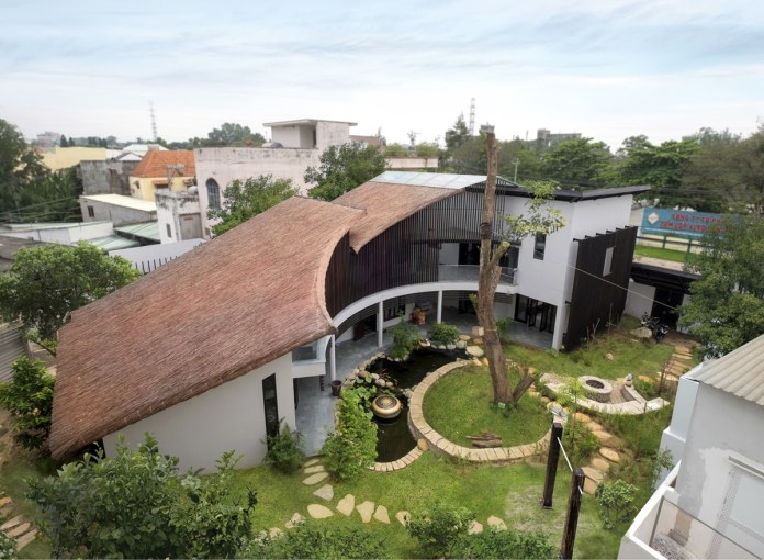 Ngôi nhà mái lá Biên Hòa - Happynest